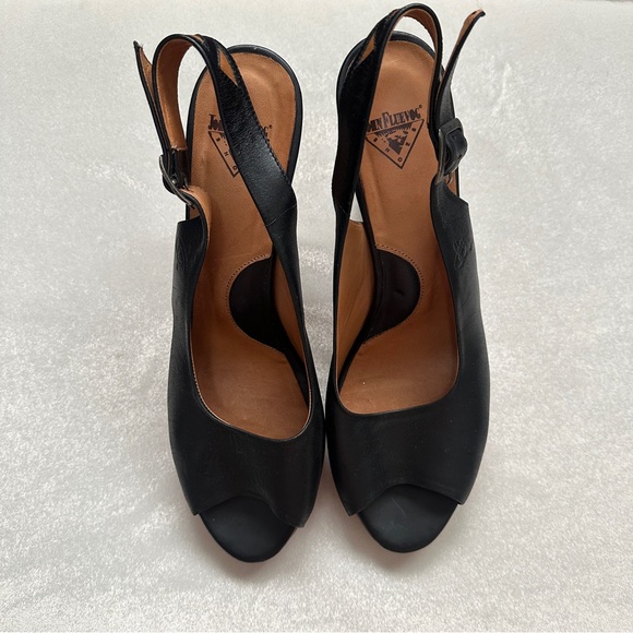 John Fluevog Black and Tan Slingback Heels - Picture 2 of 8